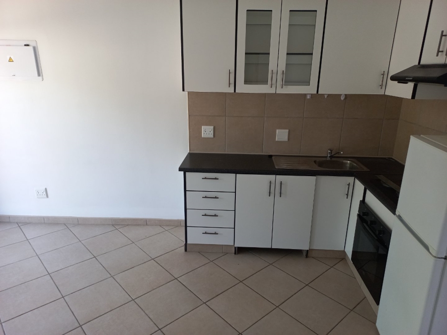 To Let 2 Bedroom Property for Rent in Die Bult North West